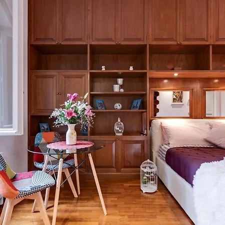 Unique Spanishsteps Apartmán *